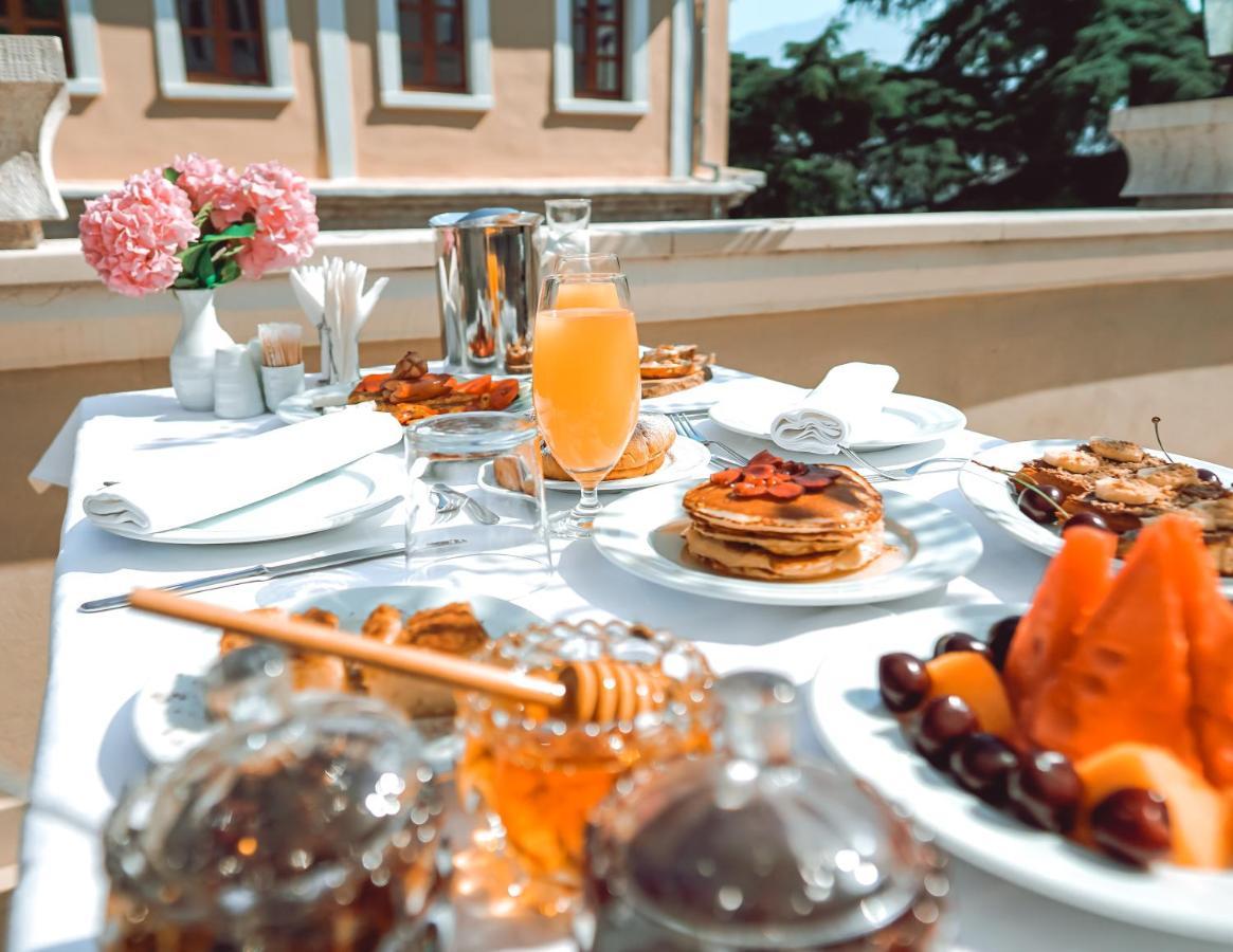 Hotel Argjiro Gjirokastër Dış mekan fotoğraf